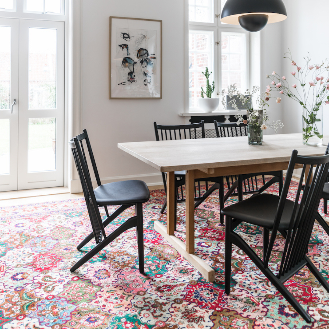 SOLDATEN - Spisebordsstol, sort egetræ